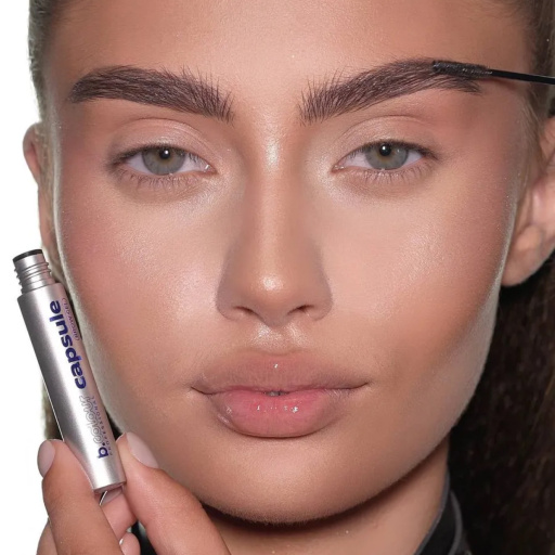  Brow gel with lamination effect / 24h Control,  B.COLOUR PROFESSIONAL CAPSULE, 4,2 ml