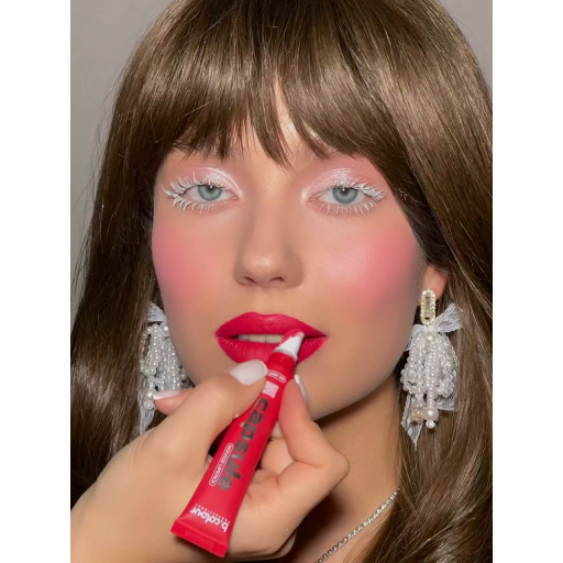 Hydrating mousse lipstick / 04 Hot, B.COLOUR PROFESSIONAL CAPSULE, 12 ml