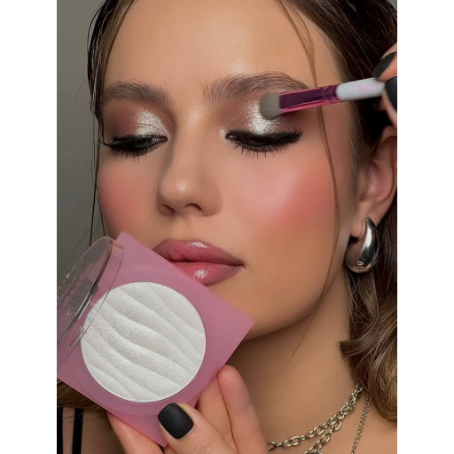 Face & body highlighter / 02 Milky way, B.COLOUR PROFESSIONAL CAPSULE, 8 g