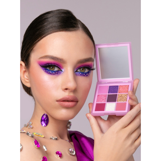 Eyeshadow palette 9 shades / 02  MIDSUMMER FAIRYTALE